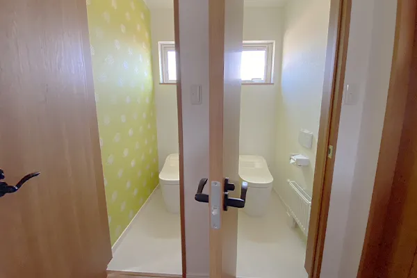 かぐらのぷかぷか・トイレが二つあります。